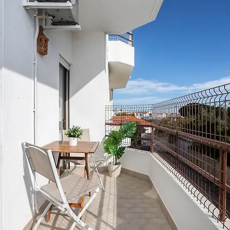 2t2 By Algarvemanta Apartmán *